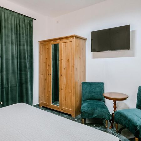 Place To Be Athens Apartment Luaran gambar